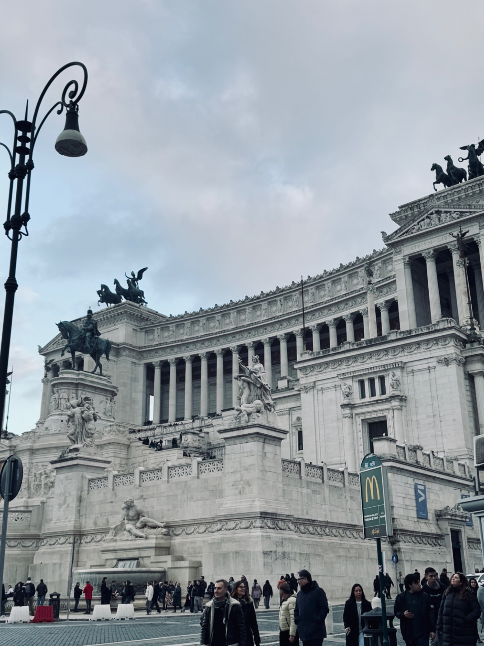 Edificio a Vittorio Emmanuelle